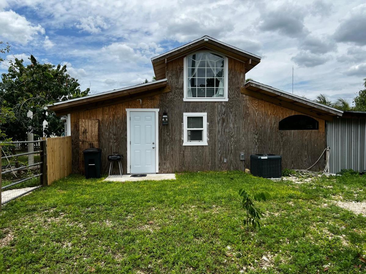 Maria'S Tiny Barn Homestead Exterior foto