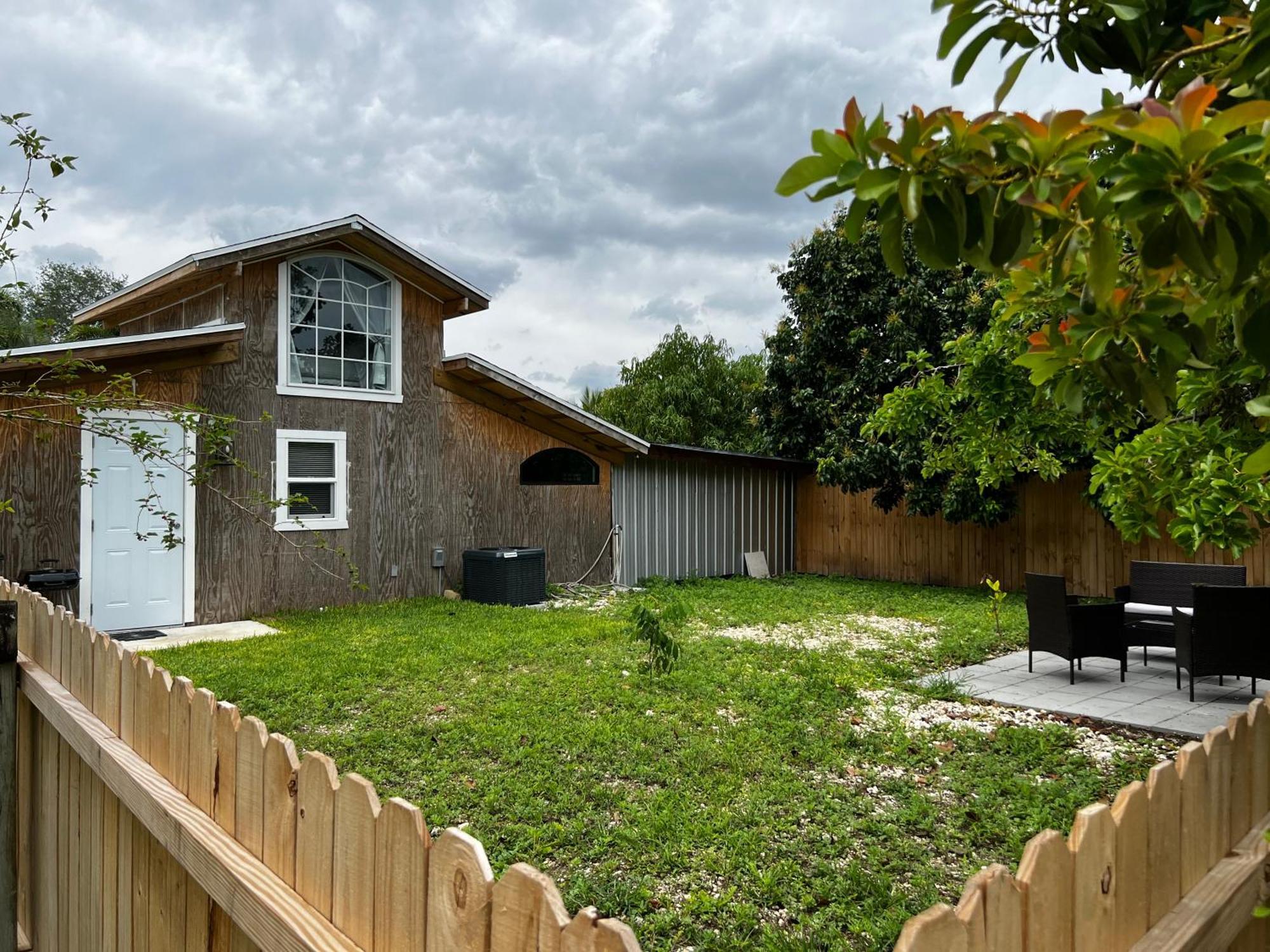 Maria'S Tiny Barn Homestead Exterior foto